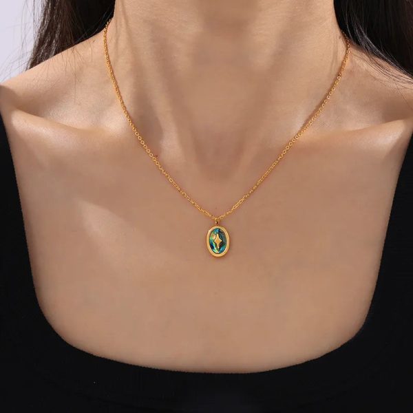 Simple-Style-Classic-Style-Round-Star-18K-Gold-Plated-Shell-304-Stainless-Steel-Shell-Wholesale-Pendant-Necklace_1